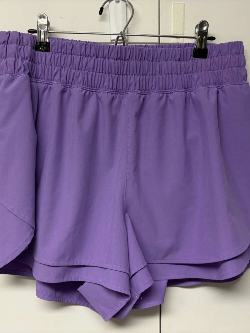 CALIA by Carrie Underwood athletic shorts in a lavender purple L